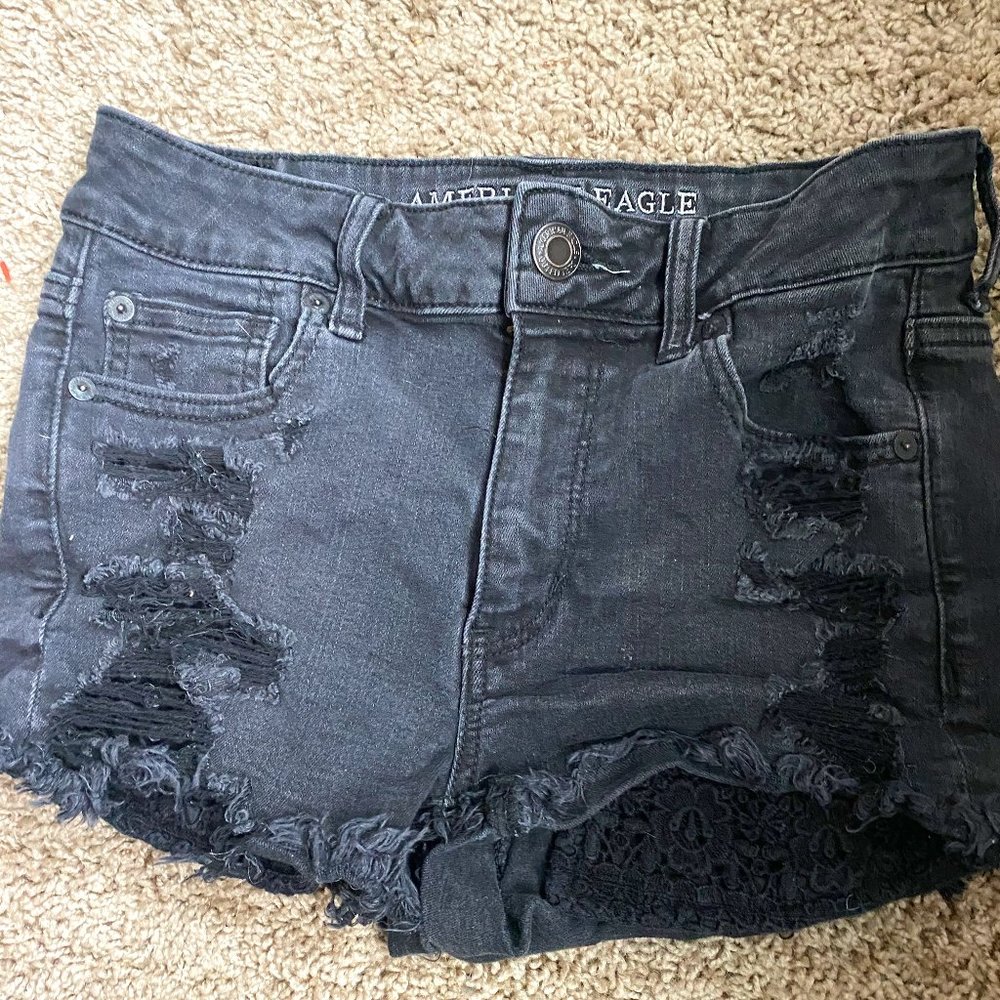 AEO Black 4 hi rise shorts